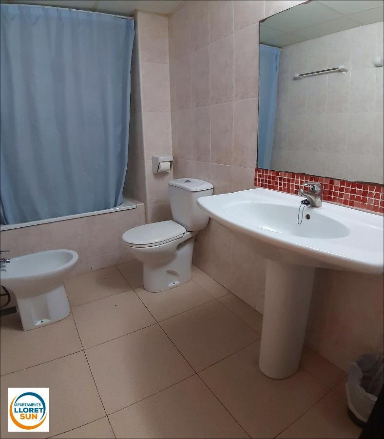 Apartments Lloret Sun يوريت دي مار المظهر الخارجي الصورة