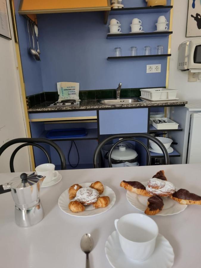 Apartments Lloret Sun يوريت دي مار المظهر الخارجي الصورة
