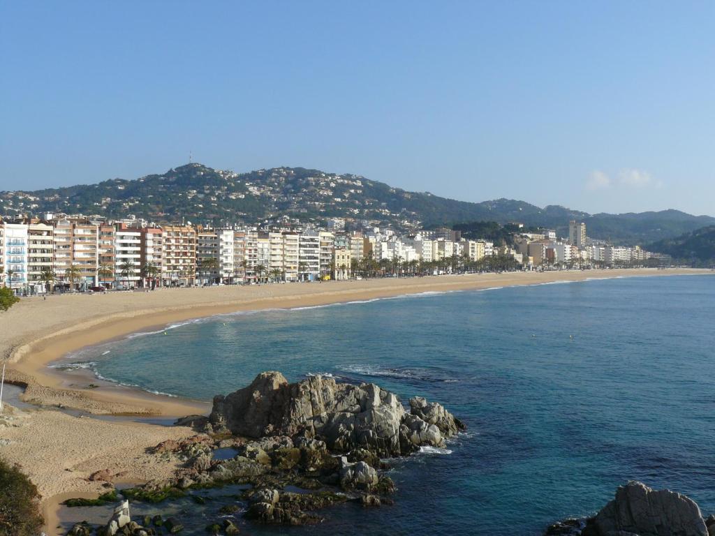 Apartments Lloret Sun يوريت دي مار المظهر الخارجي الصورة